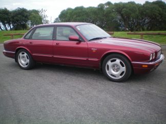 1997 Jaguar XJR