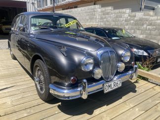 1967 Daimler V8