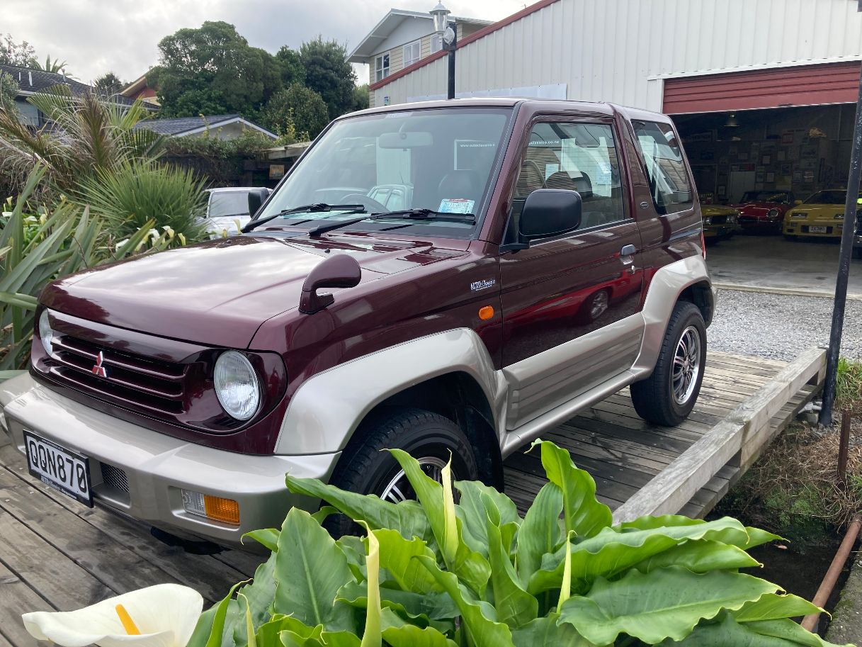 1998 Mitsubishi Pajero Junior
